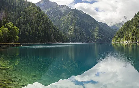 热门湖 森林 山 云 高清壁纸 3840×2160