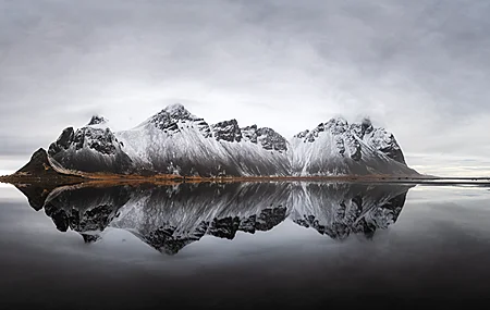 经典自然 风景 云雾 山水 倒影 黑沙 雪 壁纸 3840×2160