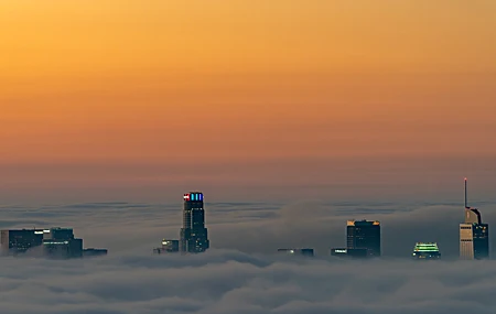 绚丽风景 云 天空 黄色 地平线 建筑 摩天大楼 灯光 远景 手机壁纸 5100×2880