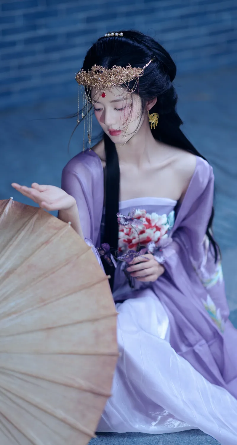 油纸伞 紫色 唯美 古风 长裙 美女 4k 手机竖屏 手机1080P 壁纸 2160×3840