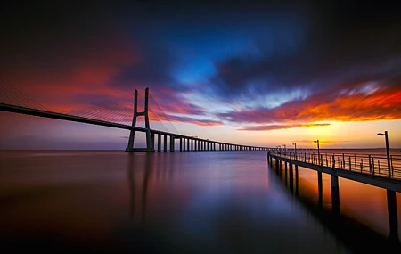 绚丽自然 风景 云 天空 水 桥梁 电线杆 河流 日出 壁纸 5472×3078